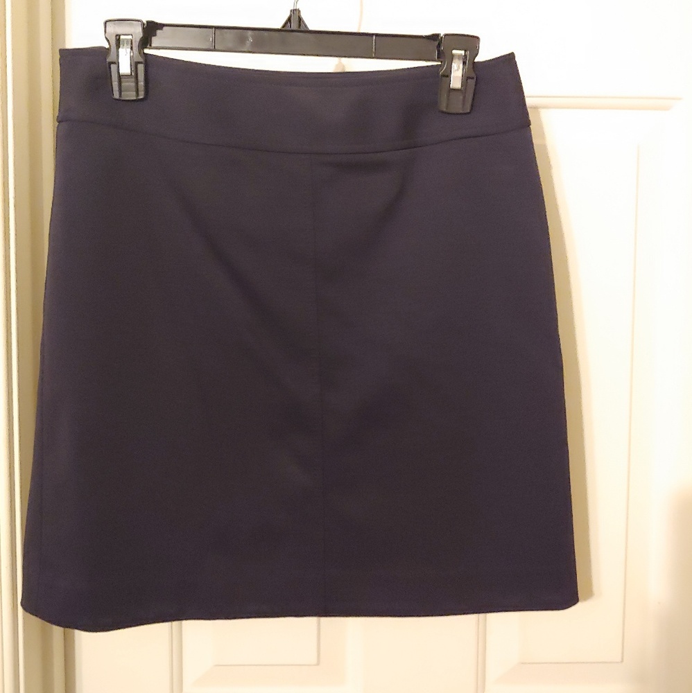 Loft navy blue short skirt, lined, side zipper
